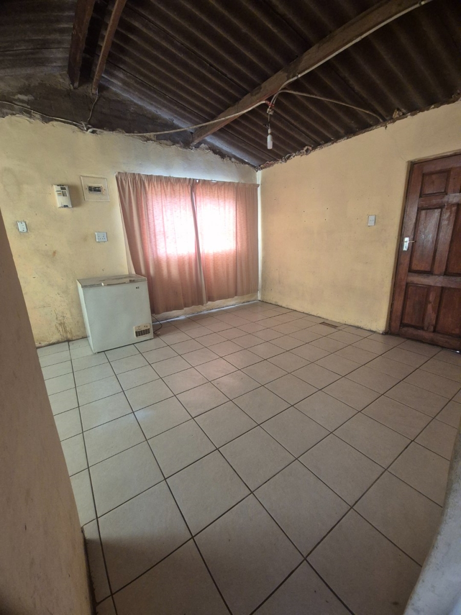 2 Bedroom Property for Sale in Motherwell Nu7 Eastern Cape